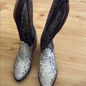 Men's Black and White Cowboy Boots